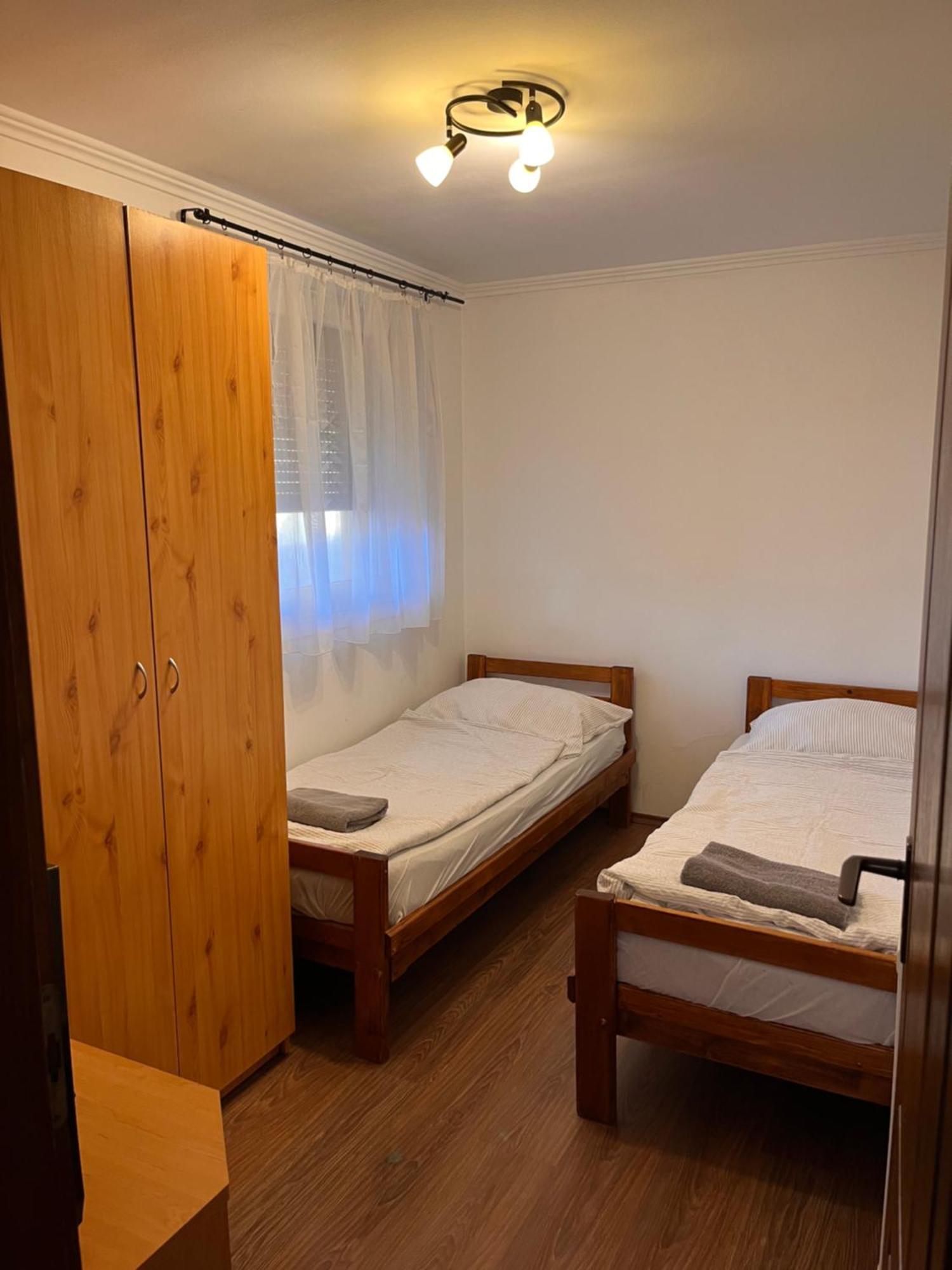 Belvárosi Panzió Pápa Exterior foto